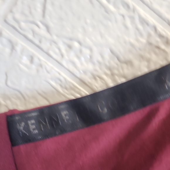 Kenneth Cole Men's Dark Red Polo Shirt - Picture 3 of 6